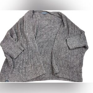 BAREFOOT DREAMS S/M ✨ Cozy chic lite Charcoal Cardigan elbow length sleeves EUC